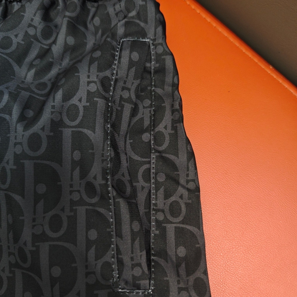 ブランドハーフパンツ全体デザイン